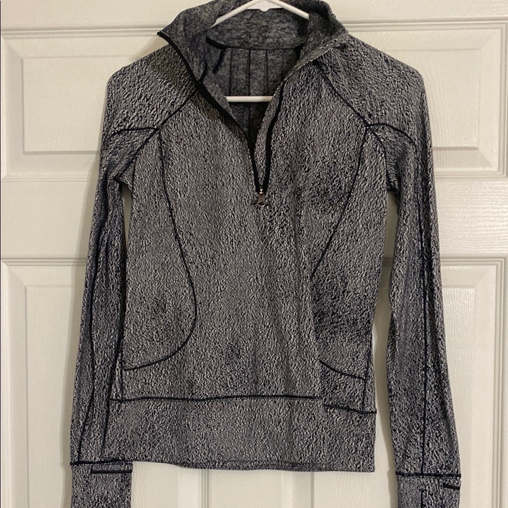 Black and white patterned Quarter-Zip Pullover